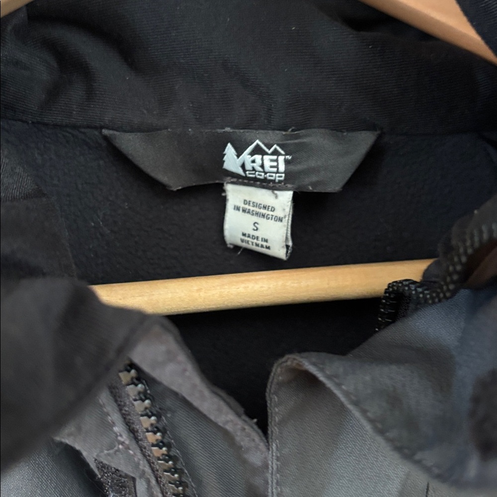 Rei Elements Insulated Waterproof Jacket - image 3